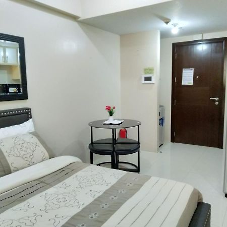 One Palm Tree Villas Close To Manila Airport - Terminal 3 Dış mekan fotoğraf