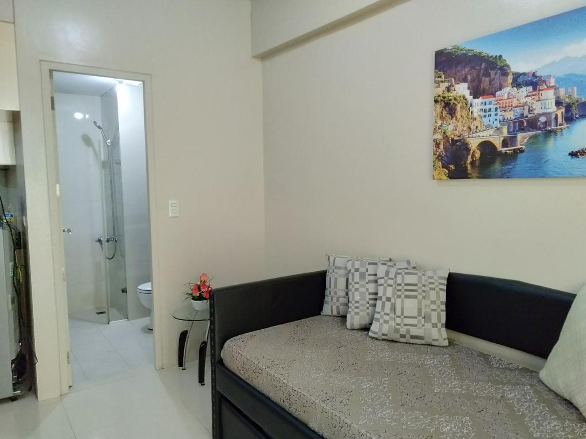 One Palm Tree Villas Close To Manila Airport - Terminal 3 Dış mekan fotoğraf