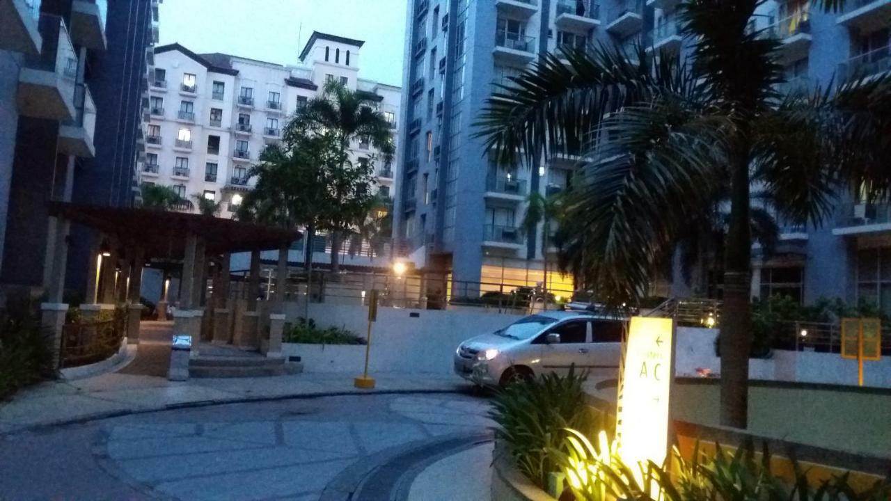 One Palm Tree Villas Close To Manila Airport - Terminal 3 Dış mekan fotoğraf